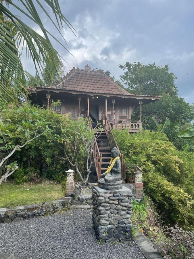 Villa Bantes Mps Kubutambahan  Exteriör bild