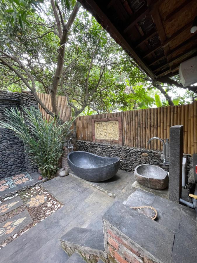 Villa Bantes Mps Kubutambahan  Exteriör bild