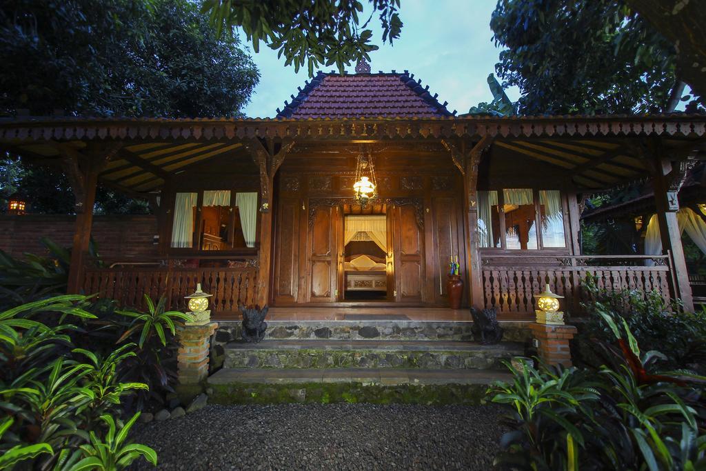 Villa Bantes Mps Kubutambahan  Exteriör bild